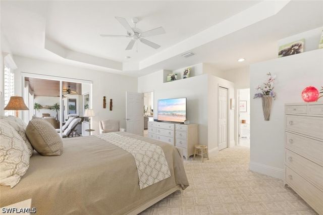 2076 Imperial CIR, Naples, FL 34110