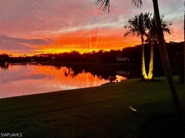 2076 Imperial CIR, Naples, FL 34110