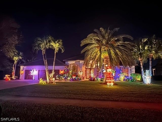 2076 Imperial CIR, Naples, FL 34110