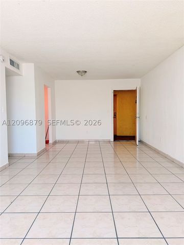 606 W 81st St 320, Hialeah, FL 33014