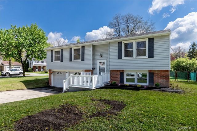 49 Paul Drive, Amherst, NY 14228