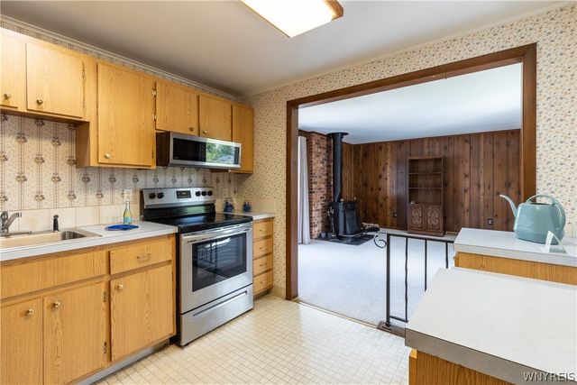 49 Paul Drive, Amherst, NY 14228
