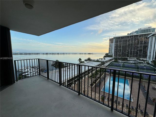 1865 Brickell Ave A811, Miami, FL 33129