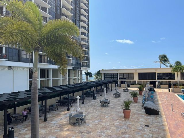 1865 Brickell Ave A811, Miami, FL 33129