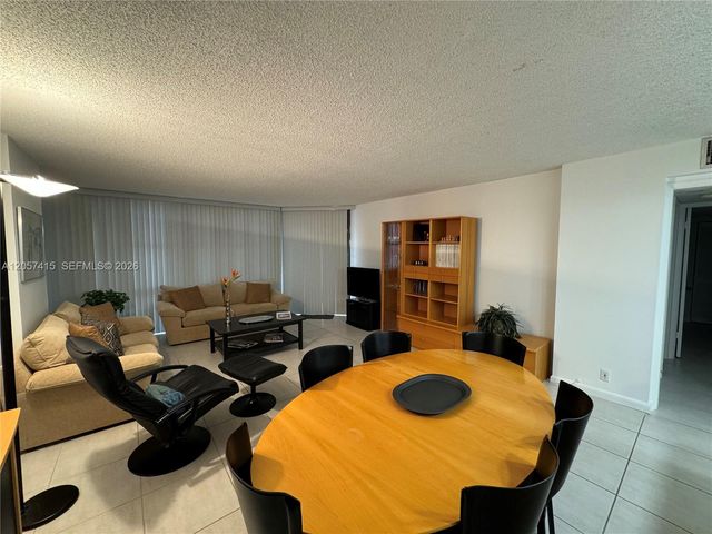 1865 Brickell Ave A811, Miami, FL 33129