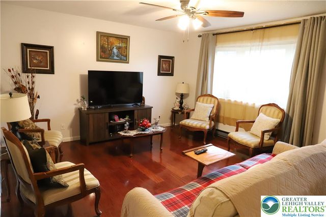 317 Lockridge, Alburtis Boro, PA 18011