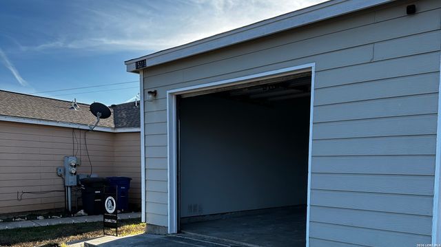 15319 Kamary, San Antonio, TX 78247