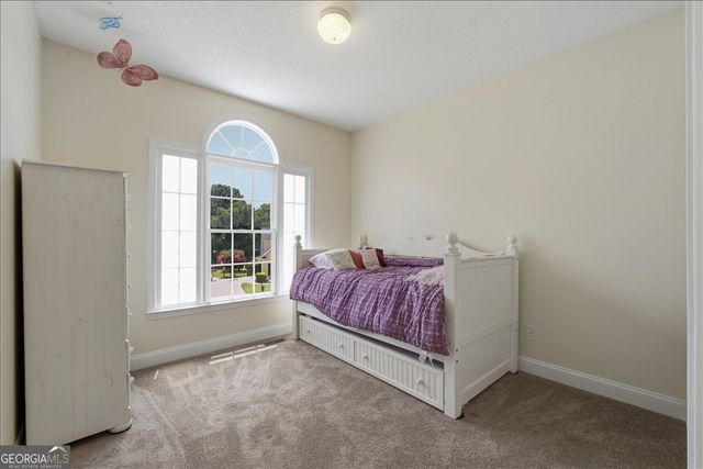 16 Berkshire Drive NW, Cartersville, GA 30120
