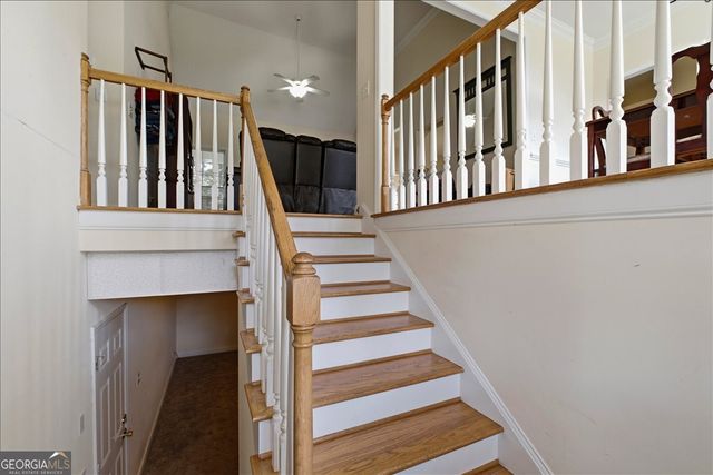 16 Berkshire Drive NW, Cartersville, GA 30120