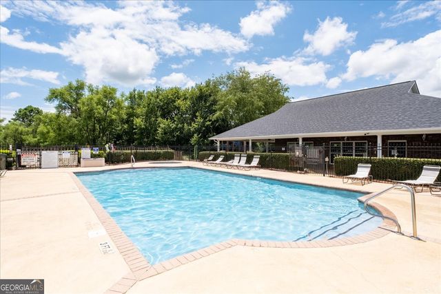 16 Berkshire Drive NW, Cartersville, GA 30120