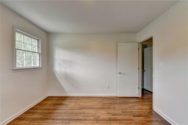 3318 Shorelake Drive, Tucker, GA 30084
