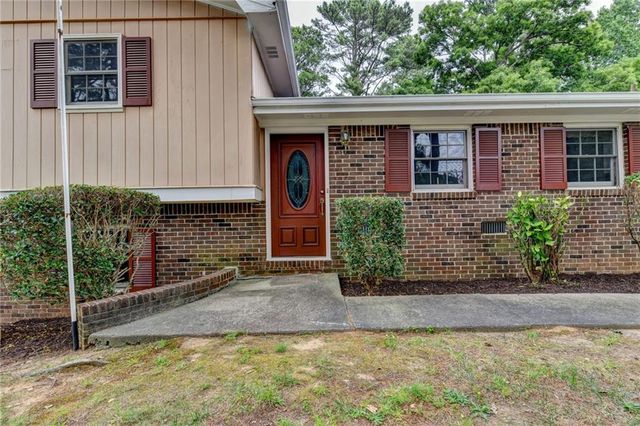 3318 Shorelake Drive, Tucker, GA 30084