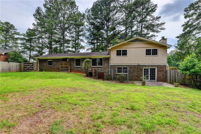 3318 Shorelake Drive, Tucker, GA 30084