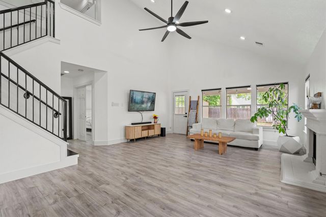 13436 Moscow TRL, Austin, TX 78729