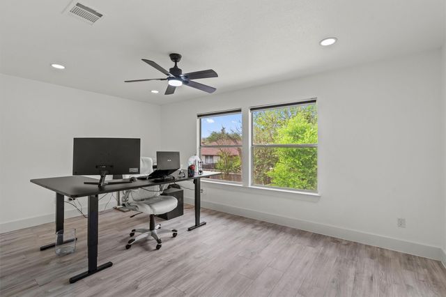 13436 Moscow TRL, Austin, TX 78729