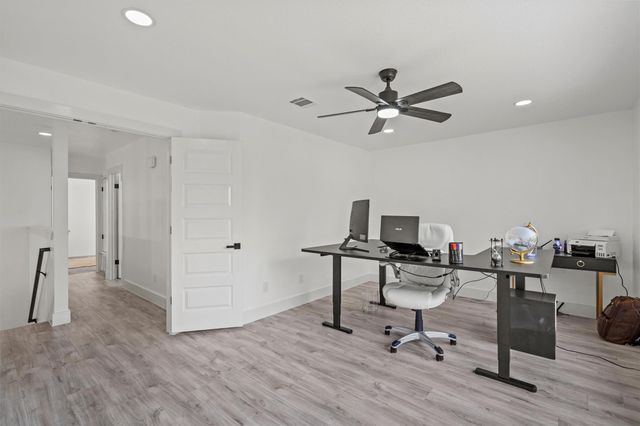 13436 Moscow TRL, Austin, TX 78729