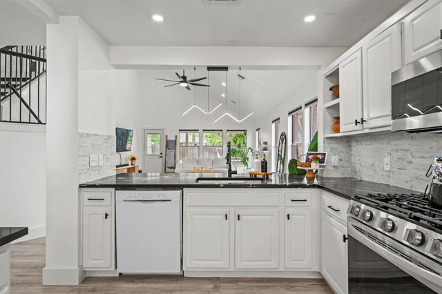 13436 Moscow TRL, Austin, TX 78729