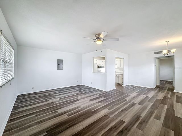 202 BEDFORD TRAIL 103, Sun City Center, FL 33573