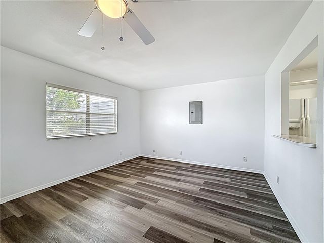 202 BEDFORD TRAIL 103, Sun City Center, FL 33573