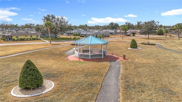 202 BEDFORD TRAIL 103, Sun City Center, FL 33573