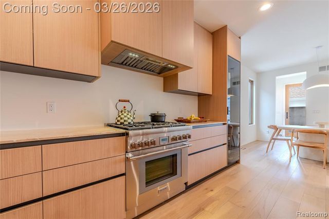 1307 Humphrey Avenue, Birmingham, MI 48009