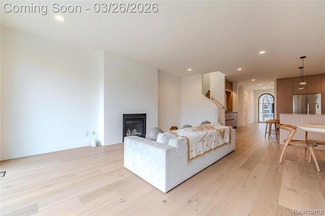 1307 Humphrey Avenue, Birmingham, MI 48009