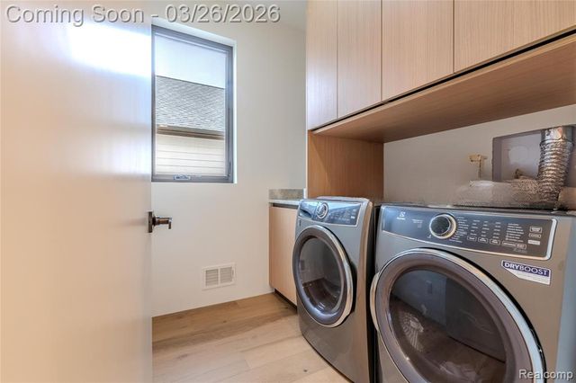 1307 Humphrey Avenue, Birmingham, MI 48009