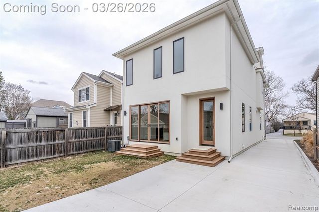 1307 Humphrey Avenue, Birmingham, MI 48009