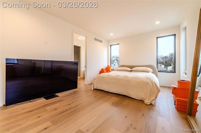 1307 Humphrey Avenue, Birmingham, MI 48009