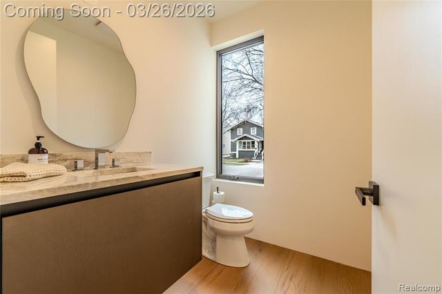 1307 Humphrey Avenue, Birmingham, MI 48009