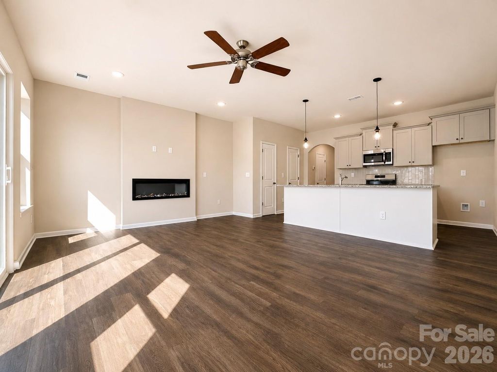 5929 Wallace Avenue, Charlotte, NC 28227