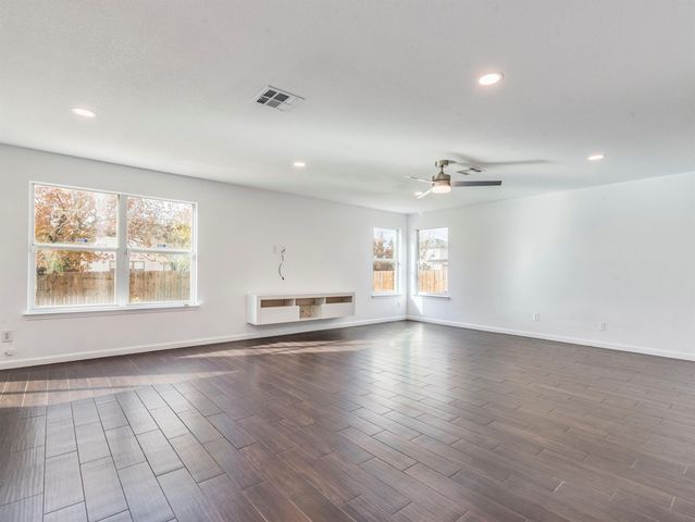 12825 Sexson Ridge CV, Del Valle, TX 78617