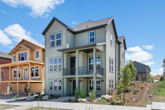 7021 W HIDDEN HILLS WAY, West Jordan, UT 84081