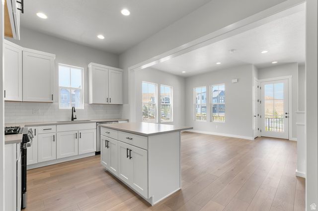 7021 W HIDDEN HILLS WAY, West Jordan, UT 84081