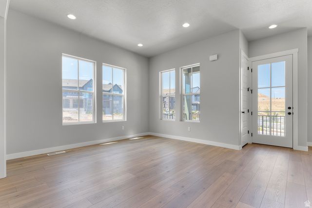 7021 W HIDDEN HILLS WAY, West Jordan, UT 84081