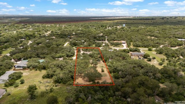 130 CR 3826, San Antonio, TX 78253