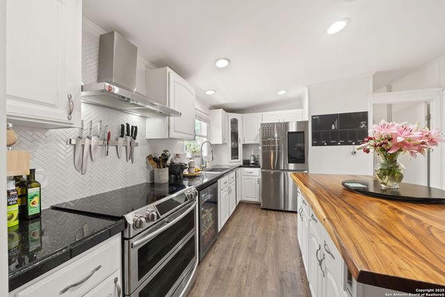 130 CR 3826, San Antonio, TX 78253
