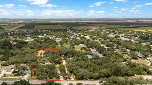 130 CR 3826, San Antonio, TX 78253