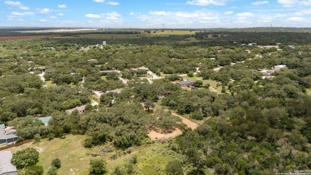 130 CR 3826, San Antonio, TX 78253
