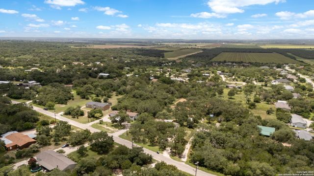 130 CR 3826, San Antonio, TX 78253