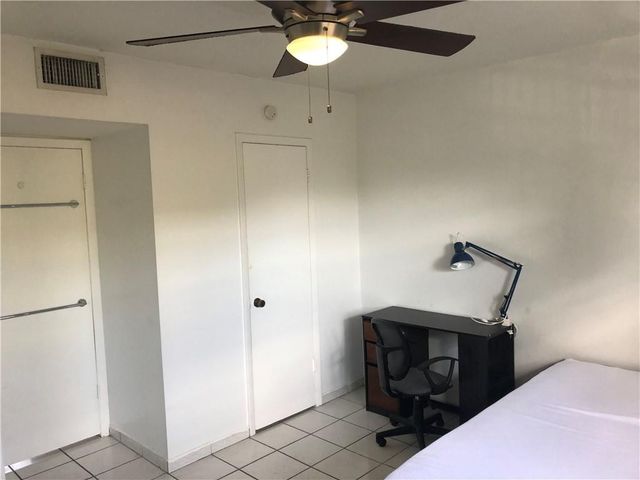 21 SW 109th Avenue 2B, Miami, FL 33174