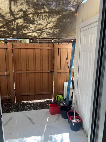 21 SW 109th Avenue 2B, Miami, FL 33174