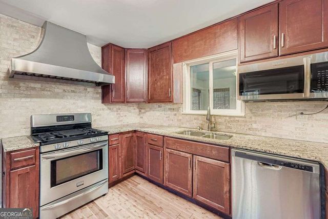 6431 Courtney Drive, Winston, GA 30187