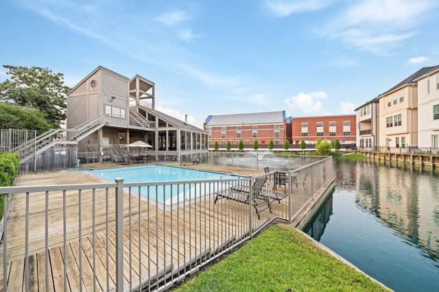 2023 Gentryside Drive 204, Houston, TX 77077
