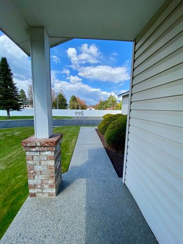 23026 E Oldenburg Ln, Liberty Lake, WA 99019