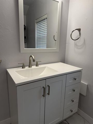 1823 W Highland Street, Shawnee, OK 74801