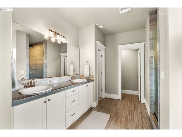 14479 Sw MCKINLEY Dr, Sherwood, OR 97140