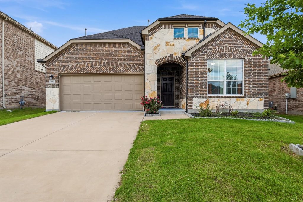 817 Adelyn Street, Anna, TX 75409