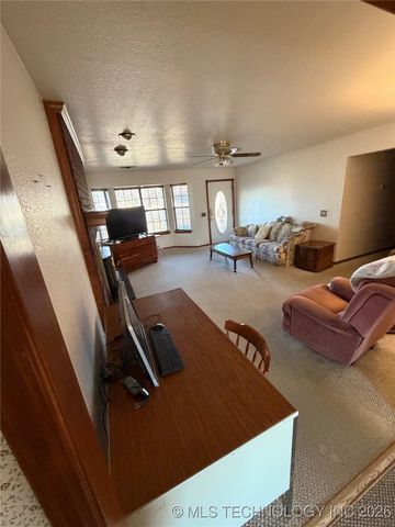 133 Sierra Street, Lone Grove, OK 73401