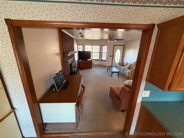 133 Sierra Street, Lone Grove, OK 73401